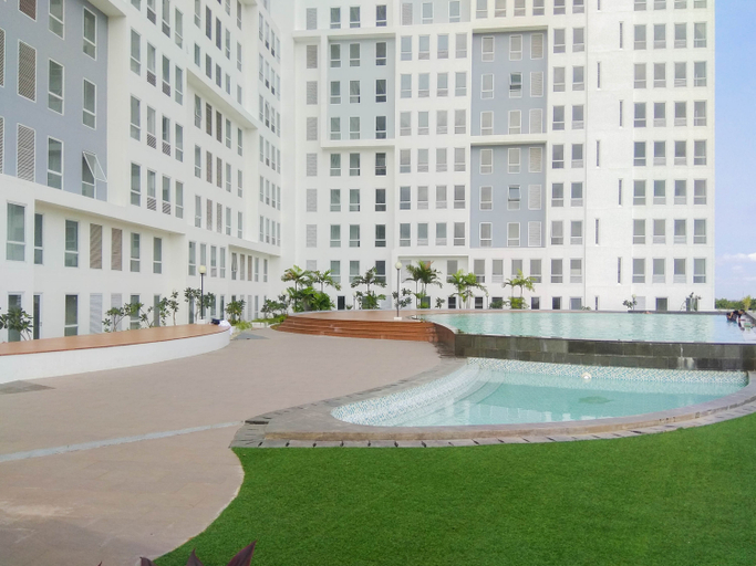 Sport & Beauty 3, Modern and Compact Studio at Patraland Urbano Apartment By Travelio, Bekasi