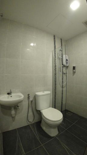 Bathroom 4, The Red Hotel, Kuala Langat