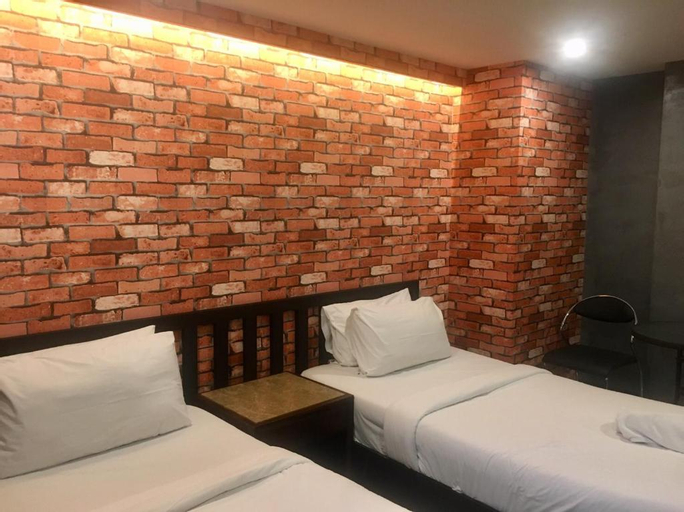 Bedroom 21