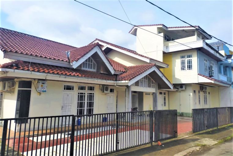 GUEST HOUSE F18 CENDRAWASIH, Palembang