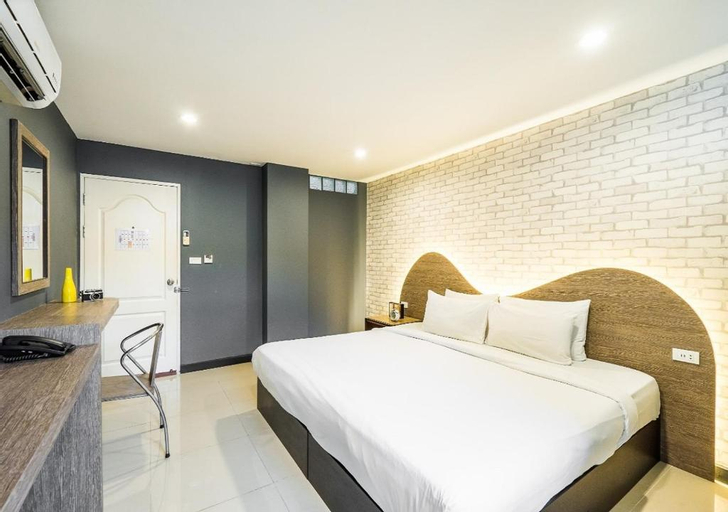 Bedroom 23
