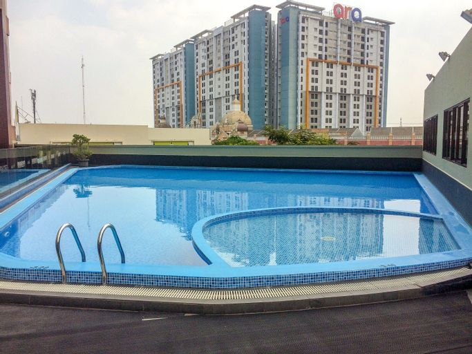 Brand New Studio Room Atria Residence Apartment By Travelio, Tangerang