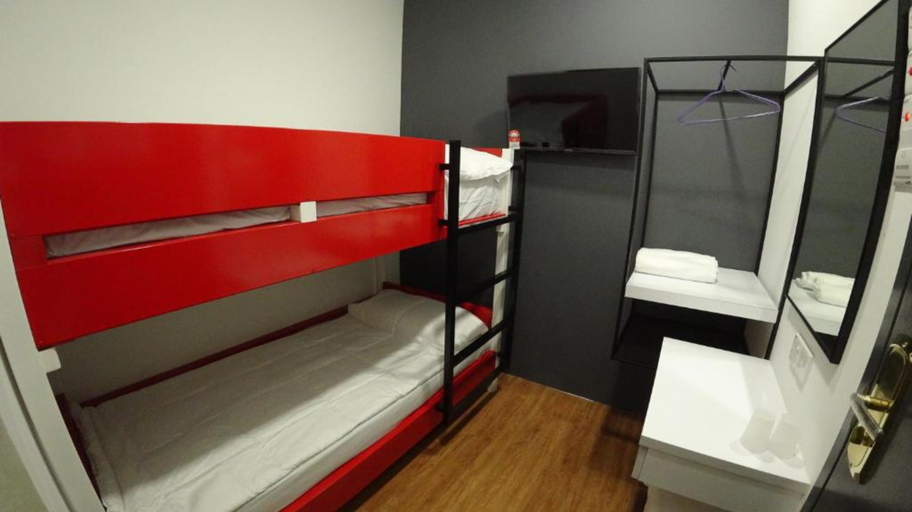 Bedroom 2, The Red Hotel, Kuala Langat