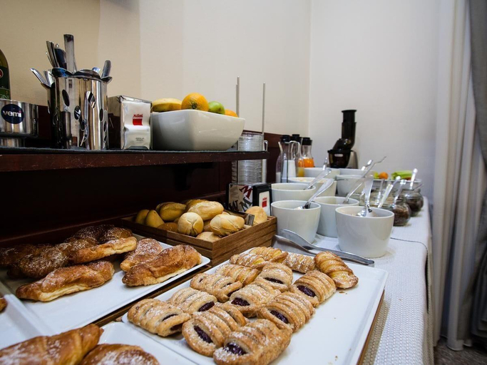 Food & Drinks 5, Astoria Deluxe Rooms, Bologna