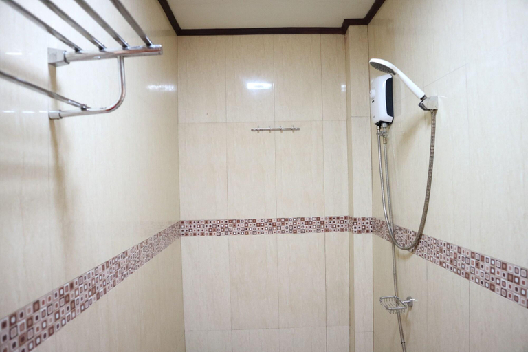 Bathroom 4, Relucio Inn, El Nido