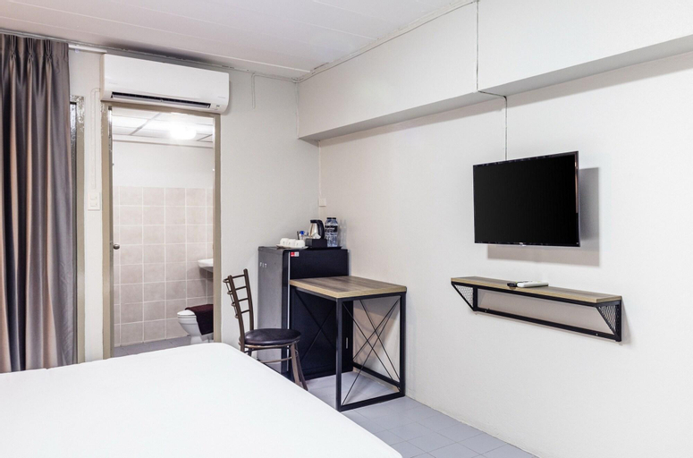 Bedroom 24