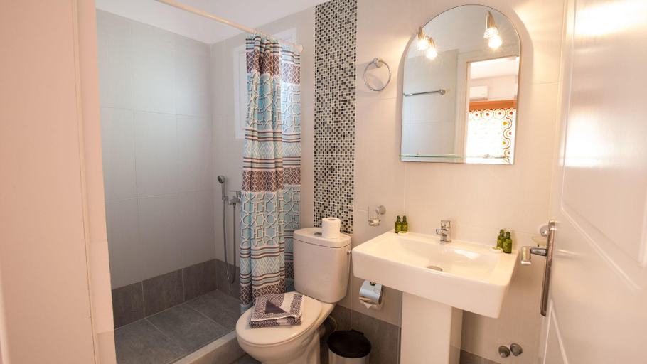 Bathroom 5, Villa Libertad, South Aegean