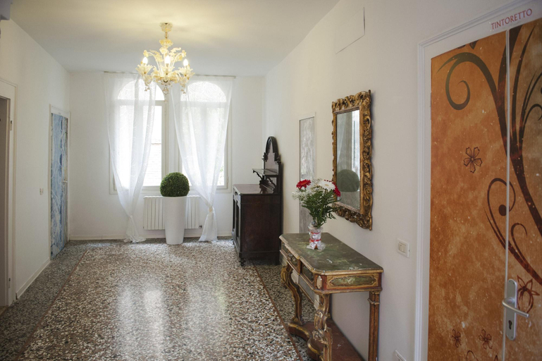 Public Area 2, Porta Orientalis Venice, Venezia
