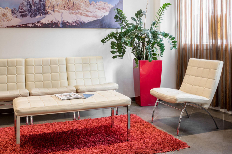 Public Area 3, Hotel Regina, Bolzano