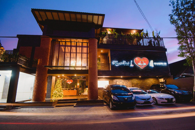 Exterior & Views, L'amore Hotel Seminyak, Denpasar