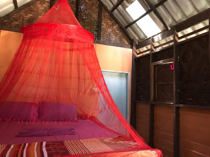 Bedroom 2, Goldkey Bungalow, Muang Ranong