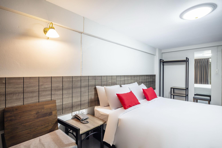 Bedroom 25
