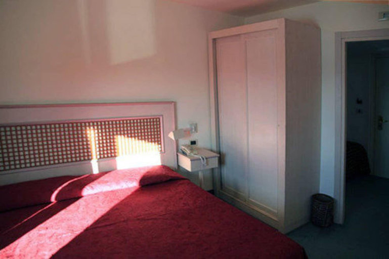 Bedroom 3, Grand Hotel Duchi D'Aosta, Torino