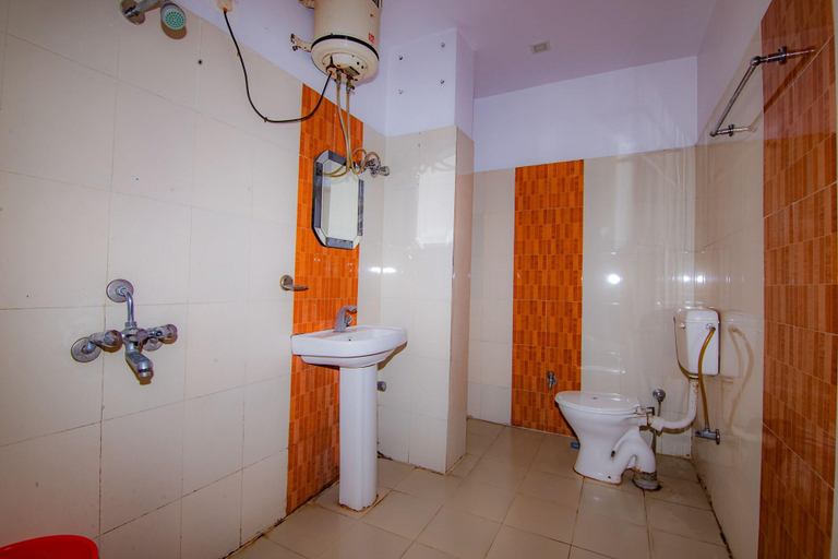 Bathroom 4, Shanti Residency Ganga View, Garhwal