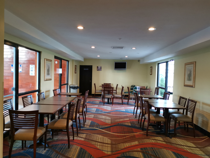 Business Facilities, The Mariner Resort, Barnstable