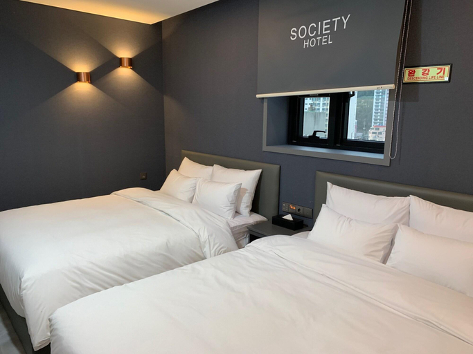 Bedroom 3, Hotel Society, Haeundae