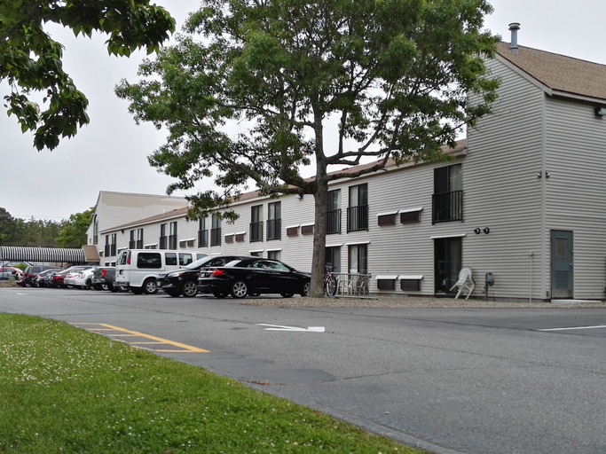 Exterior & Views 5, The Mariner Resort, Barnstable