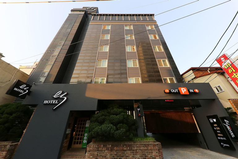 Cheongju Hotel ES, Cheongju