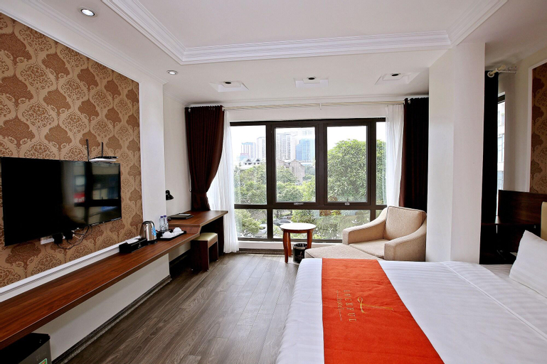 Luckful Hotel, Cầu Giấy