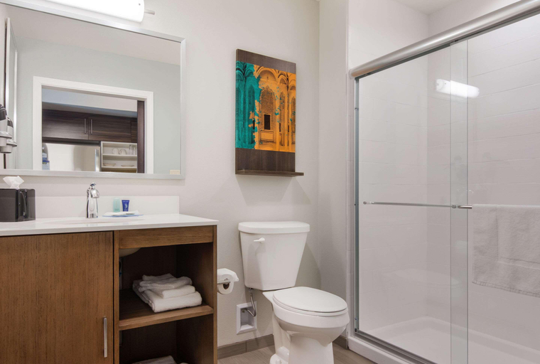 Bathroom 4, MainStay Suites East Camden, Ouachita