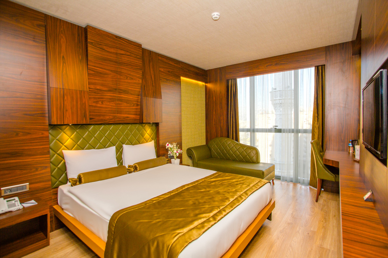 Bedroom 4, Sky Business Hotel, Antalya