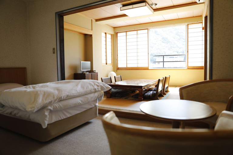 Bedroom 3, Kinugawa Club Hotel Kinsenkaku, Nikkō