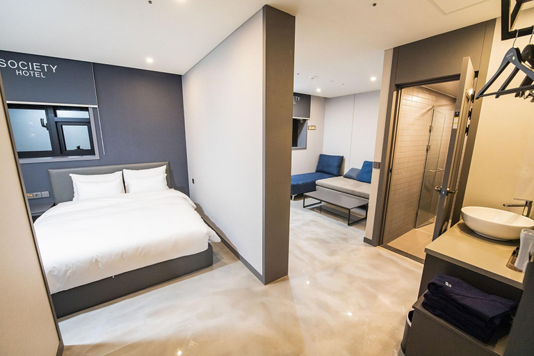 Bedroom 3, Hotel Society, Haeundae