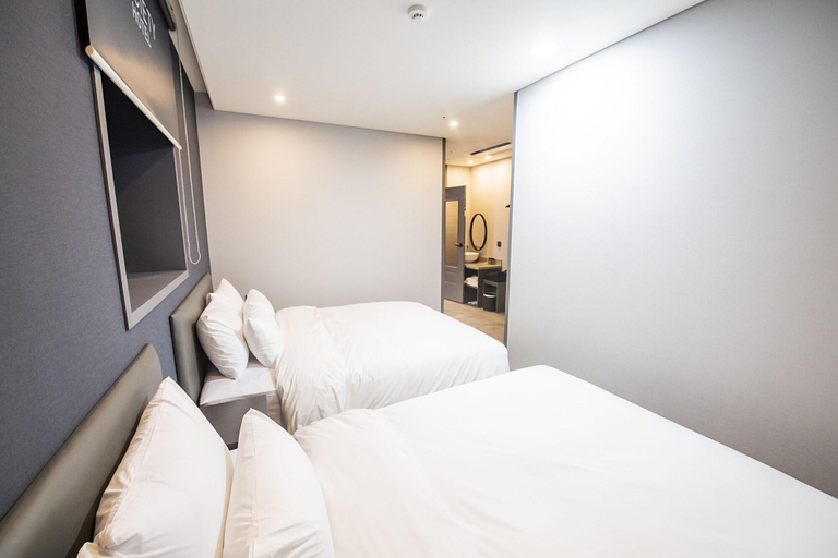 Bedroom 3, Hotel Society, Haeundae