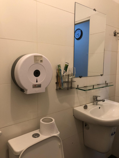 Bathroom 4, Istay Inn Saigon, District 1