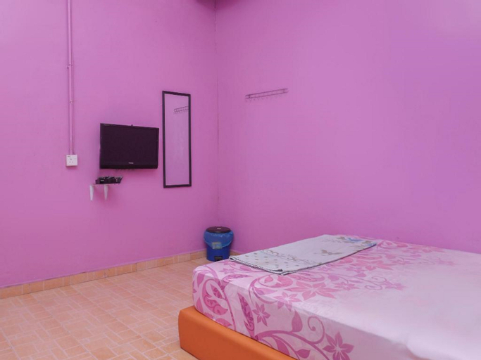 Bedroom 4, SPOT ON 90144 Corridor Hotel 1, Pekan