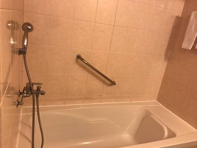 Bathroom 3, jeju honeycrown hotel, Jeju