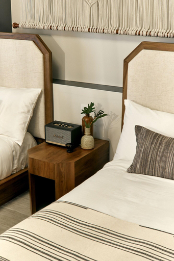 Bedroom 3, Life House Collins Park (former Vintro Hotel), Miami-Dade