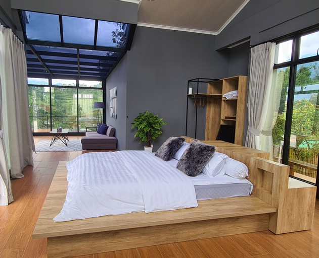 Bedroom 4, Villa D'owa with Private Infinity Pool and Spectacular Mountain View, Bogor