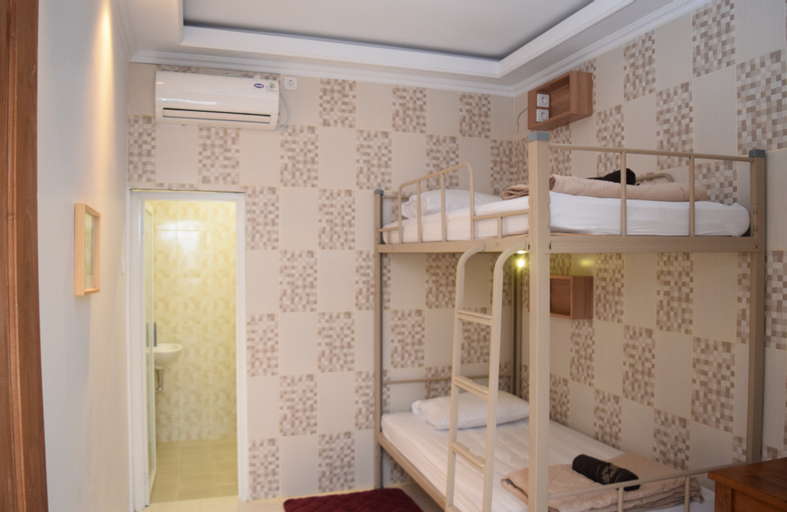 Cabin Purwokinanti Hotel, Yogyakarta