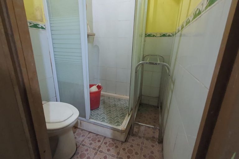SPOT ON 90098 Anak Mama Guesthouse, Surabaya