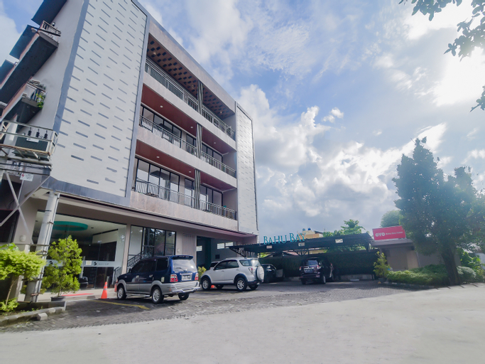 OYO 90312 Bahu Bay Hotel, Manado