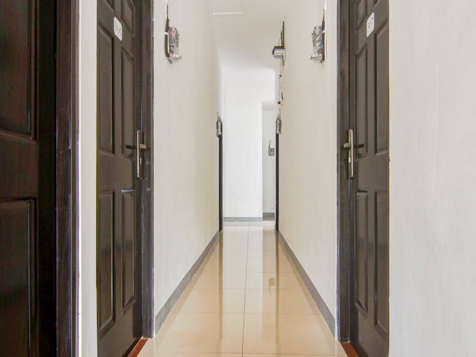OYO 90322 Joy Homestay, East Jakarta