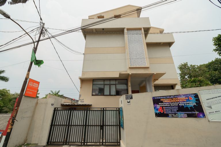 Koolkost Syariah near Kampus Utama Universitas Budi Luhur (minimum stay 6 nights), Tangerang