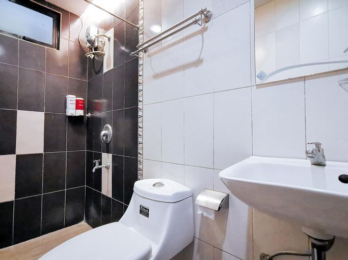 Bedroom 4, RedDoorz Plus near Robinsons Place Gensan, General Santos City