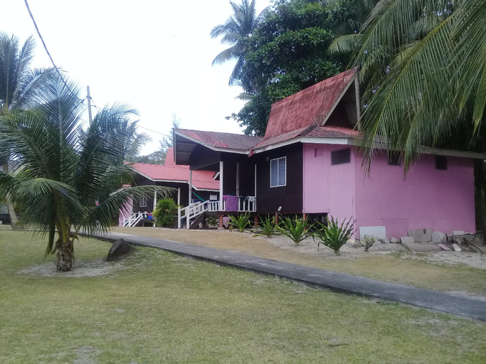 Riki's Place Pulau Besar (Pet-friendly), Mersing