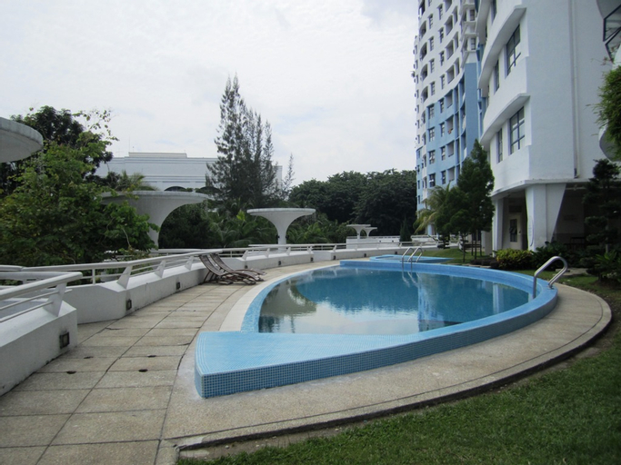 2BR WaterFront Suites in KL City (FREE Parking), Kuala Lumpur