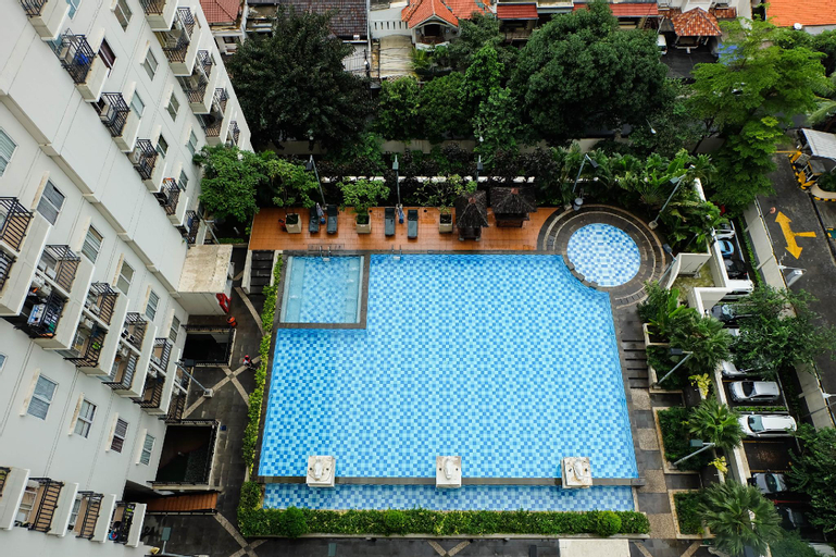 Comfy Studio Signature Park Apartment By Travelio, South Jakarta
