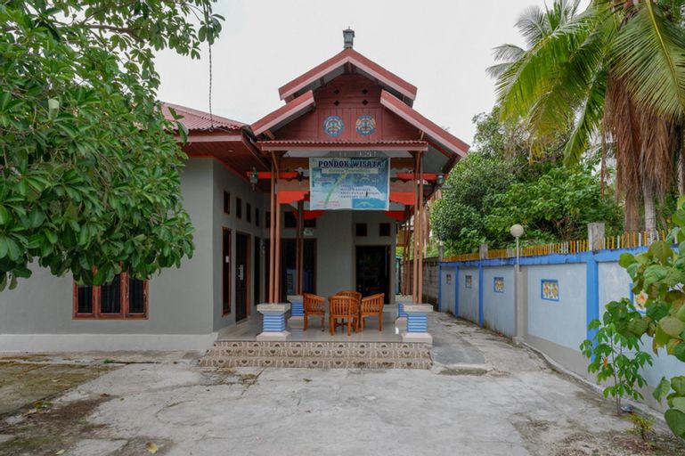 RedDoorz @ Wangi-Wangi Island Wakatobi, Wakatobi