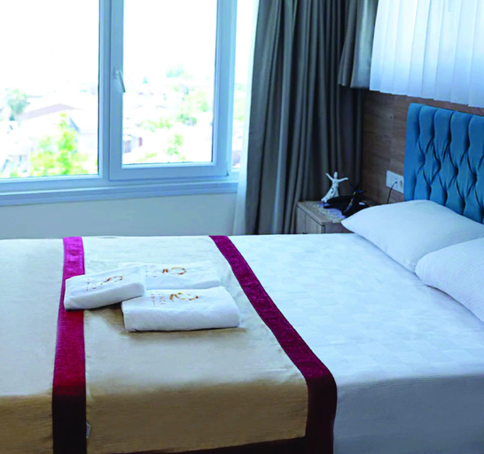 Bedroom 5, The Laila Hotel, Fatih
