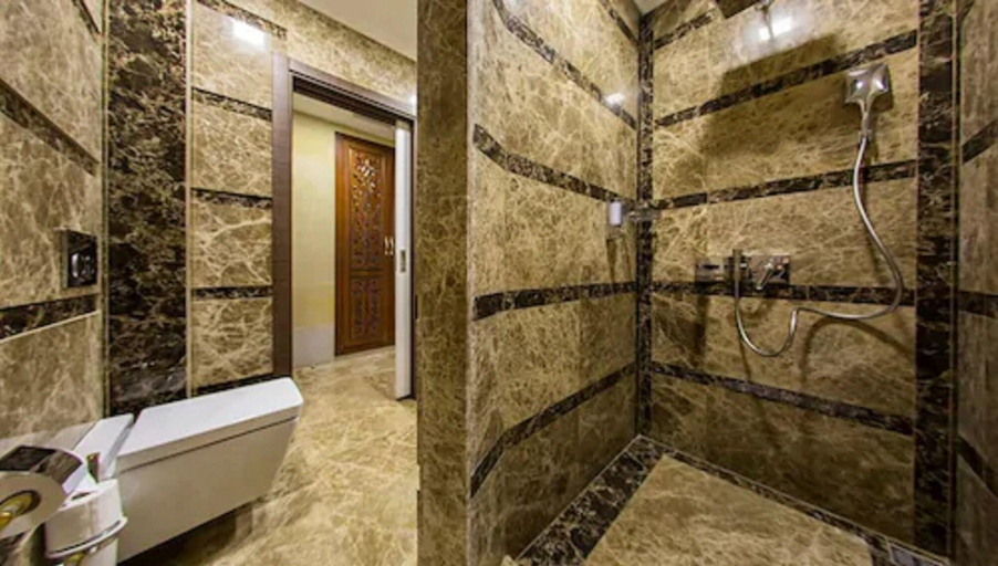 Bathroom 4, Gherdan Gold Hotel, Selçuklu