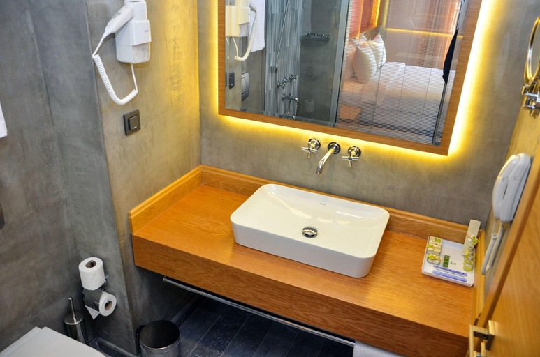 Bathroom 5, Bacacan Otel, Ayvalık