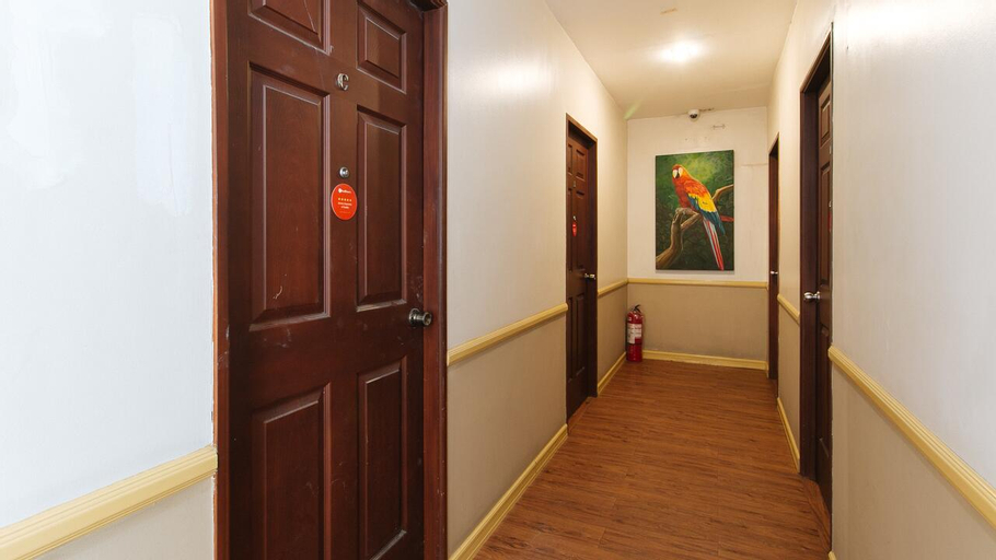 RedDoorz @ San Antonio Makati, Makati City