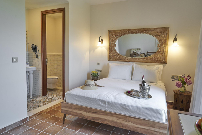 Bedroom 4, Villa Taraca Alacati Romantik Hotel, Çeşme