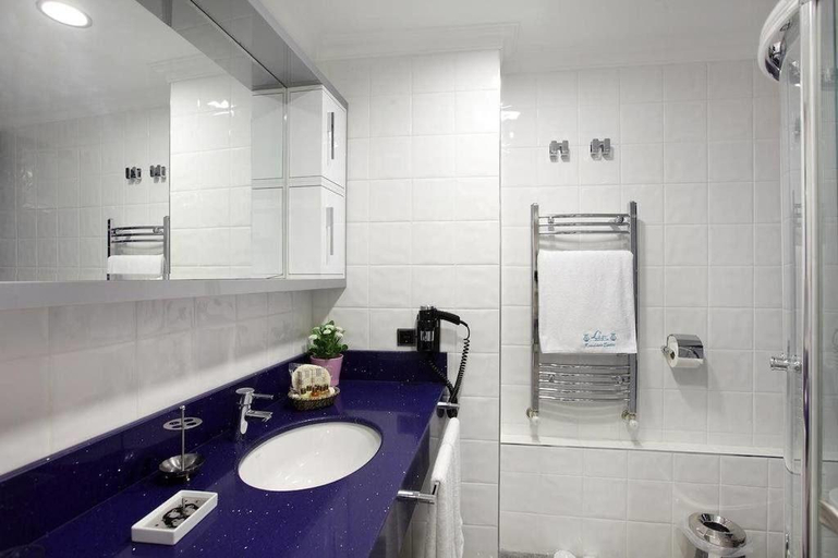 Bathroom 5, Lir Residence Suites, Beyoğlu