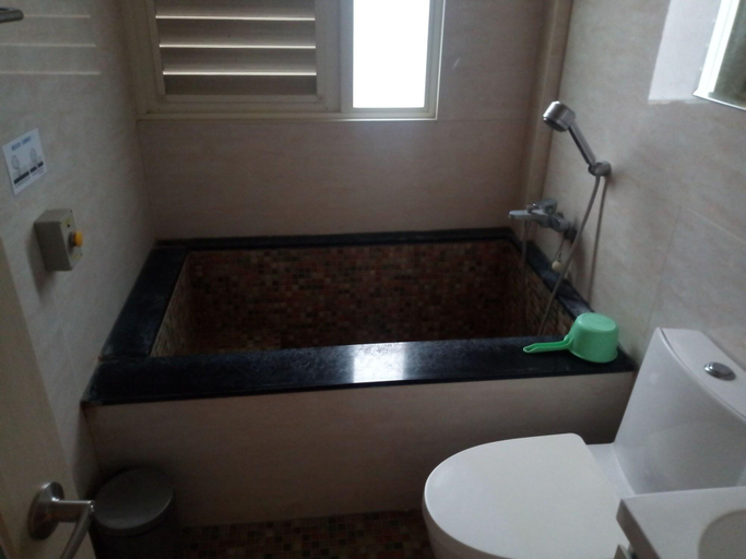 Bathroom 5, Wulai Karuizawa Hot Spring Resort, New Taipei City